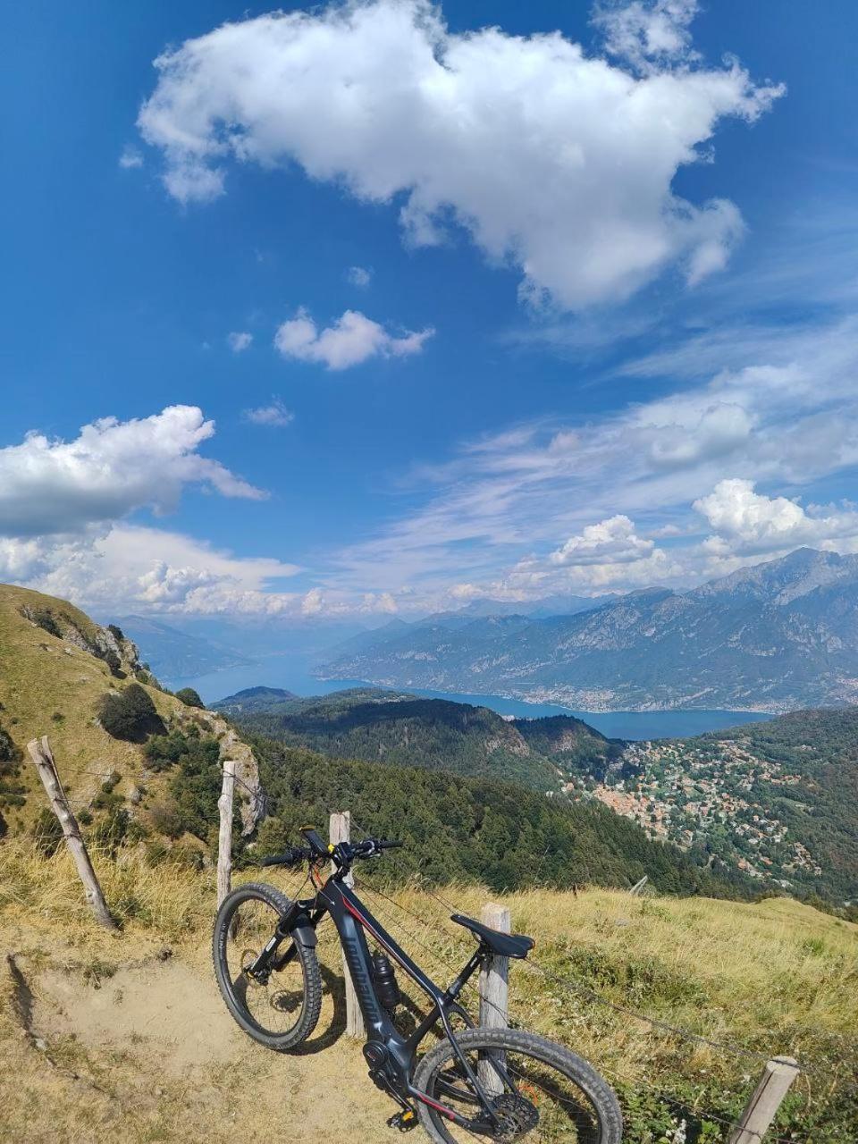 Castelmarte B&Bike Como Lake מראה חיצוני תמונה
